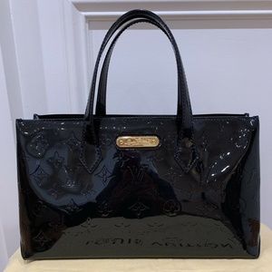 LV Bleu Nuit Monogram Vernis Wilshire PM Bag